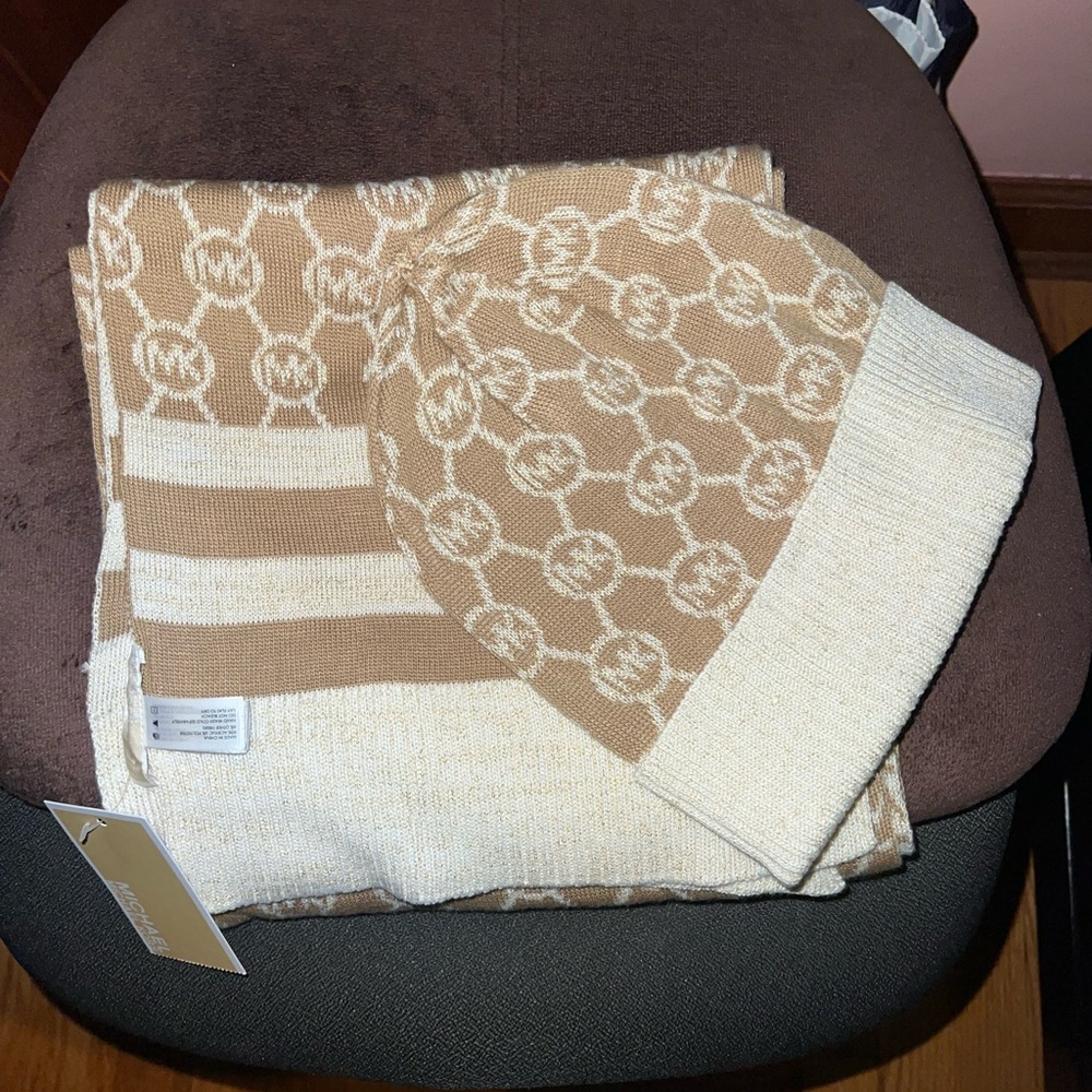 Michael Kors Hat & Scarf Set